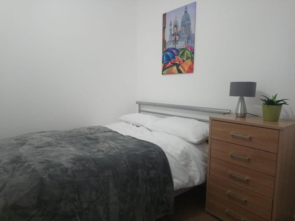 1 Bedroom Flat In Sheffield City Centre-Sleeps 4 Exterior photo